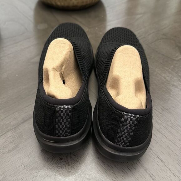 BZees Breathable Slip-On Loafers - Charlie (WIDE) - Picture 7 of 7